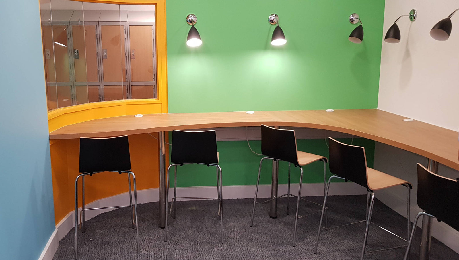 Independent International School