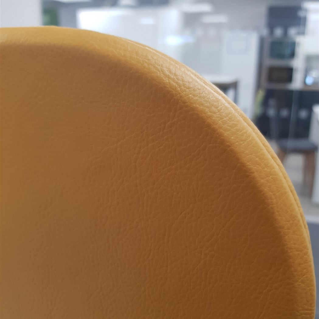 Arc Vinyl Push on Screen, Large