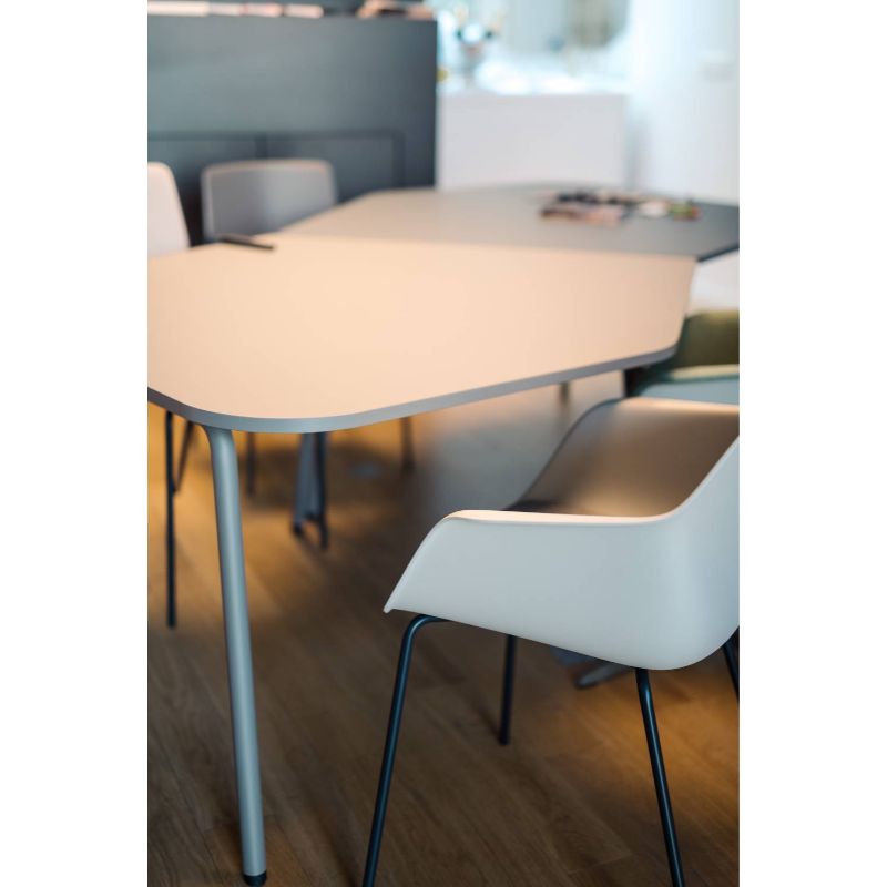 Farli Four-Leg Chair